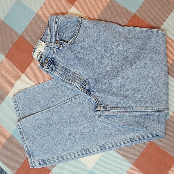 Levis 550 Relaxed Tapered Leg Size 10M Mom Jeans - Picture 5 of 9